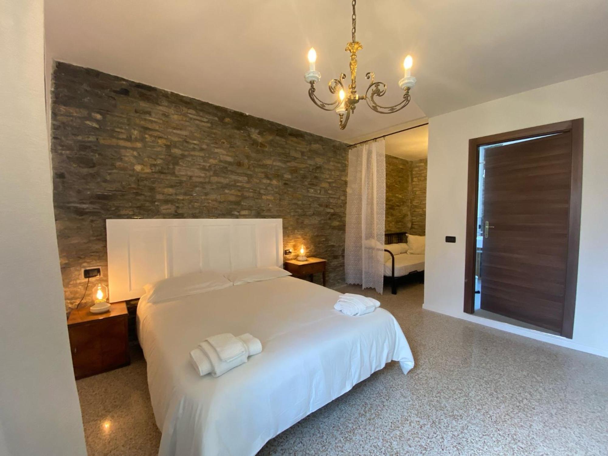 La Lupa E L'Orso Bed and Breakfast Berceto Eksteriør billede