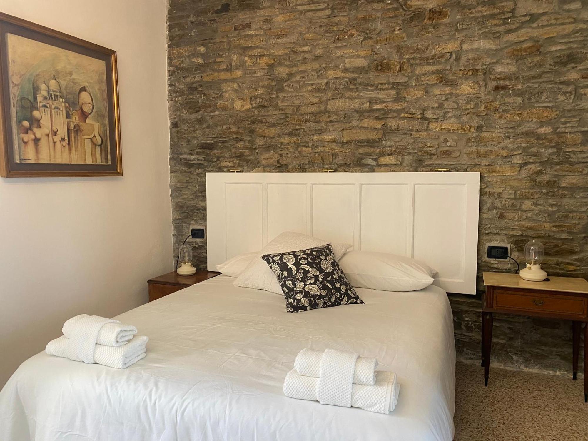 La Lupa E L'Orso Bed and Breakfast Berceto Eksteriør billede